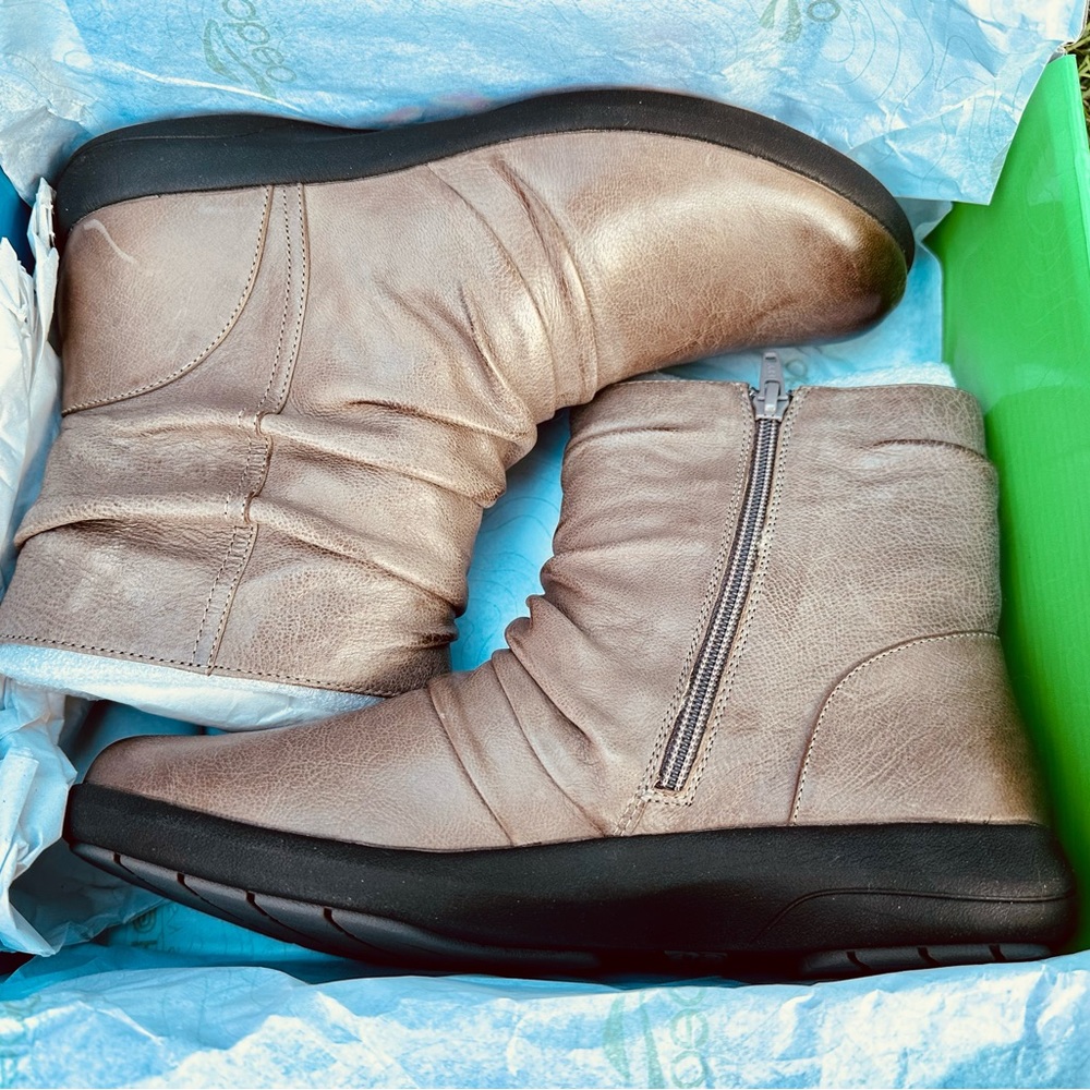 NIB! ABEO Exeter Pro System Leather Ankle Boots Women’s 8M Pewter Grey w/insoles